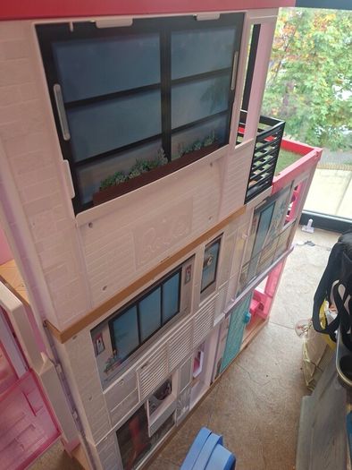 barbie dream house