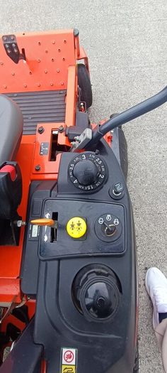 Kubota Z112r Lawnmower