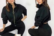 Set, sweatshirt with pockets and pants