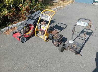 Lawnmower and power washer job lot