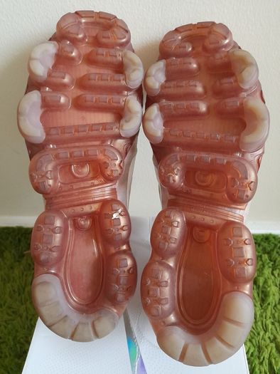 Nike Air VaporMax 2019 Rose Gold (Women's) UK-7.5/EUR-42 AR6632-601 Rose Gold/Moon Particle-Summit White-2019