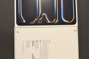 iPad Pro 13-inch,256GB (M5 2025) WiFi+ Cellular (IRISH STOCK) Brand New Sealed 1 year Apple warranty