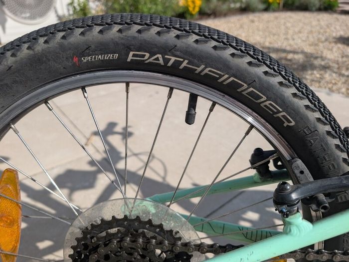 Specialized Jett 20 kids bike