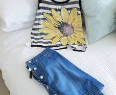 River Island Cropped Top - Size 6