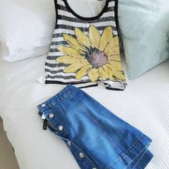River Island Cropped Top - Size 6