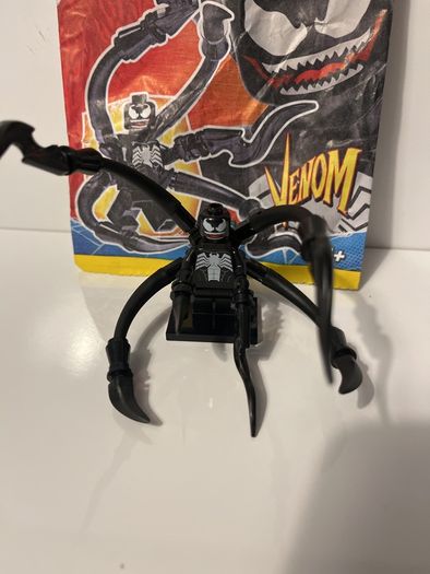 Lego Venom  Teeth Parted - Super Heroes Spider Man Theme