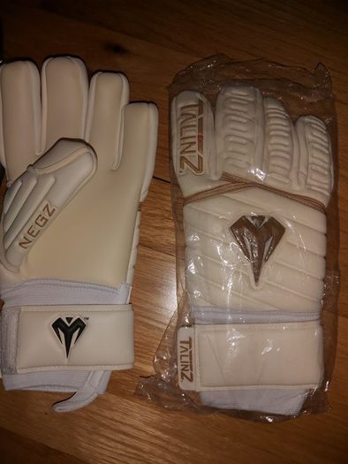 Goalkeeping Goalkeeper Gloves