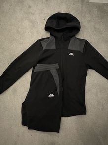tracksuit