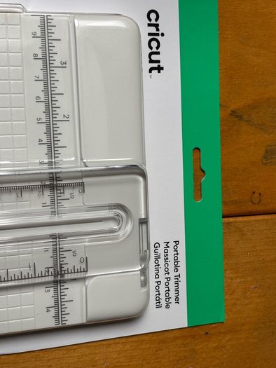 New Cricut Portable Trimmer | 33cm (13") | Perfect Companion for Cricut Cutting Machines