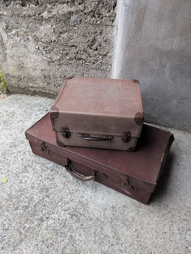 old suitcase and record player