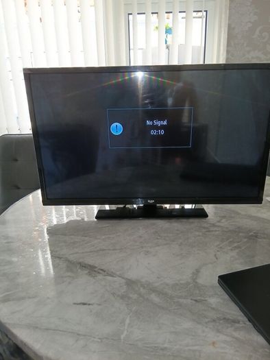 32" bush TV with dvd slot