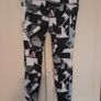 Reebok training leggings. Image 2