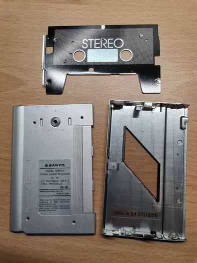 Sanyo MGP44 Walkman Cassette Player