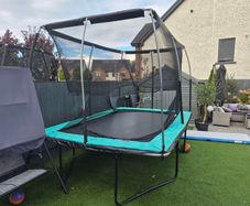 Trampoline 12ft x 8 ft