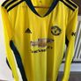Manchester United Jersey Large Image 2