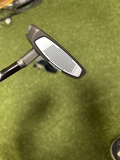 Like new Taylormade Spider putter