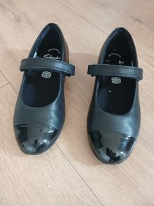 Clarks 13 1/2 F