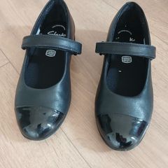 Clarks 13 1/2 F