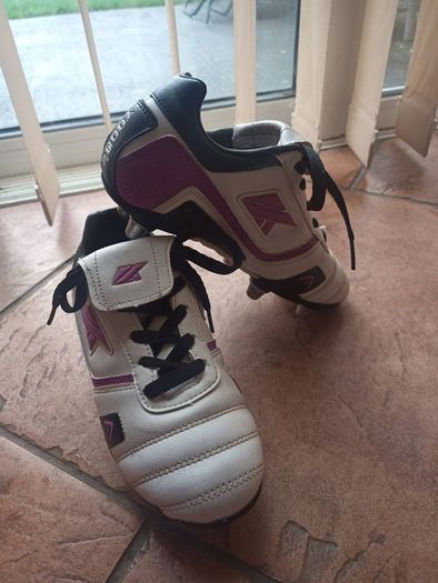 Kooga Football Boots size 1 / EU33