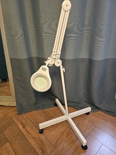 LED Magnifying Lamp with Stand