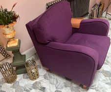 2 Lounge Chairs