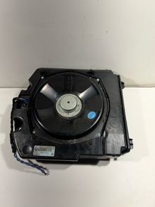 Bmw 7 Series F01 F02 Right Side Subwoofer Speaker 9151964 A1l1b84g