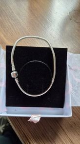 pandora bracelet