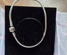 pandora bracelet