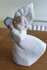 Nao porcelain figurine Angelo