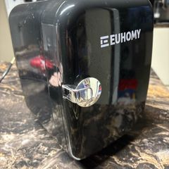 Mini Fridge 4L ( Cold and Hot ) 220-240V or 12V