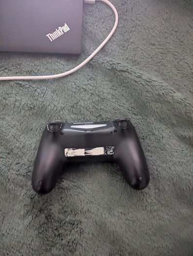 PS4 controller