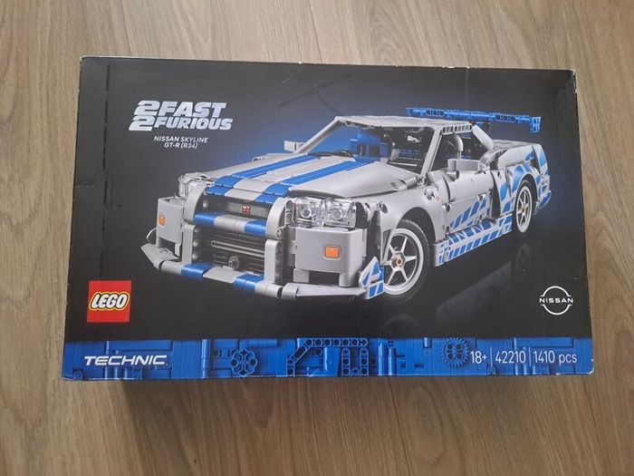 LEGO Technic 42210 2 Fast 2 Furious Nissan Skyline GT-R (R34)