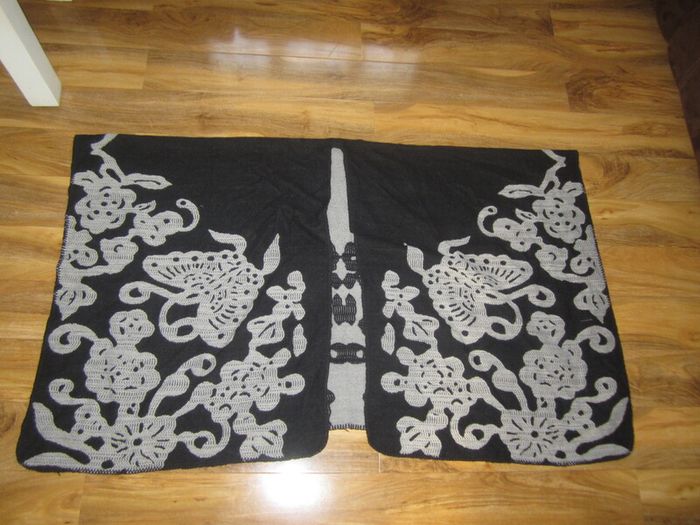 Shawl.....one size