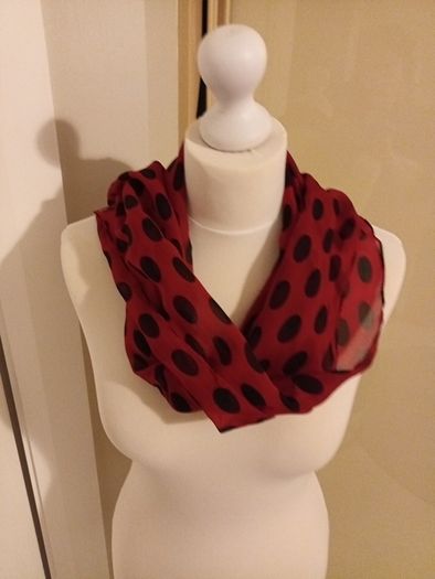 Long polka dot scarf