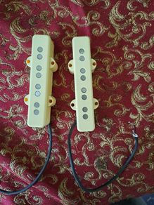 Haussel Jazz Bass pickups