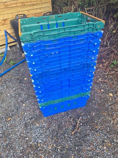 storage crates (16)