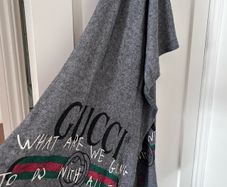 Gucci inspired scarf cashmere, excellent condition