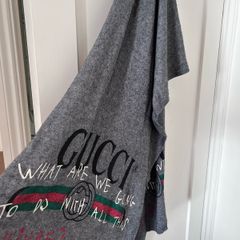 Gucci inspired scarf cashmere, excellent condition