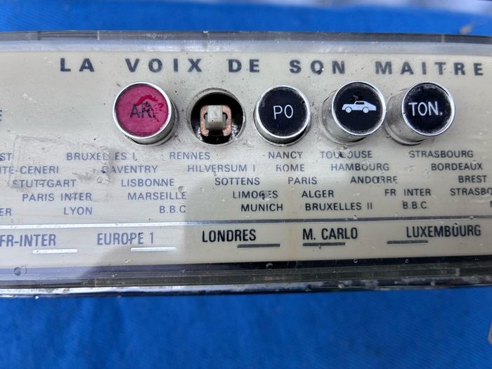 French radio His Masters Voice