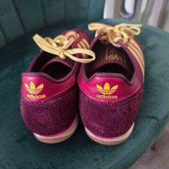 womens trainers