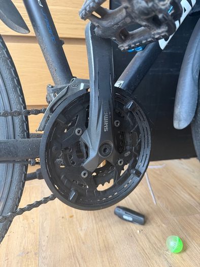 Giant Hybrid Commuter Bike - Large Frame - QUICK SALE