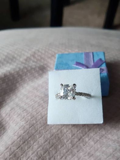 Sterling Silver 4ct Solitaire .