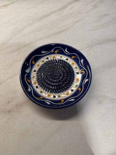 Grating plate