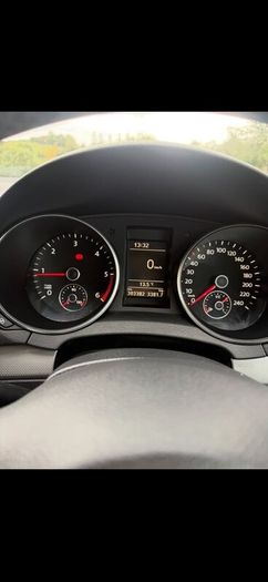 Volkswagen Golf 2012 1.6 TDI