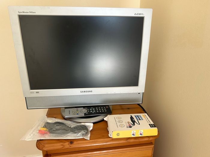 portable tv