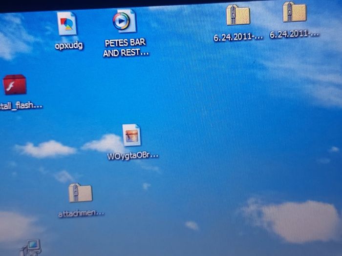 HP Pavilion zv6000, .5GB Ram, 60GB HDD, Original Windows XP, Real Genuine Vintage Laptop in excellent condition