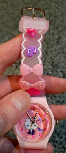 Minnie Mouse Small Girls Watch (new).