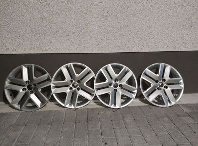 Renault Clio wheel hubs R16