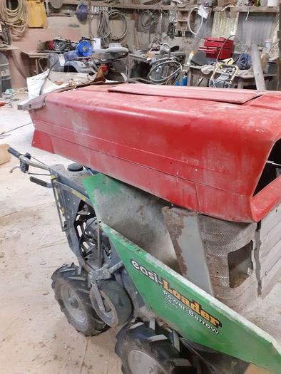 massey 135 bonnet