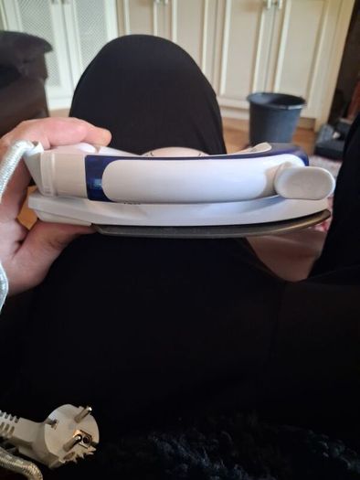 Travel steam iron